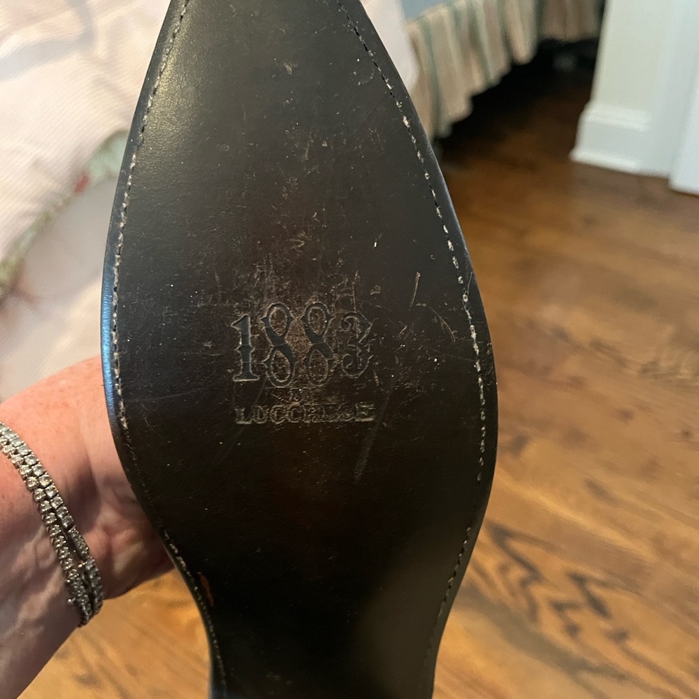 Lucchese 1883 brown cowboy boots with brown stitching. Retails for 1200. - Picture 2 of 8